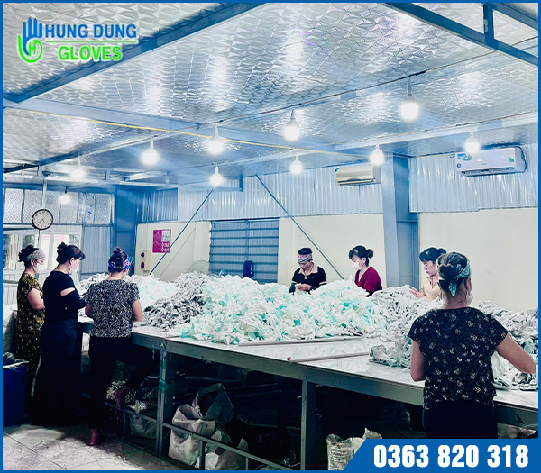 CÔNG TY TNHH SẢN XUẤT GĂNG TAY HƯNG DŨNG